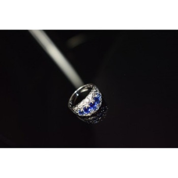 925 Sterling Silver Blue Topaz Ring Size 7.5