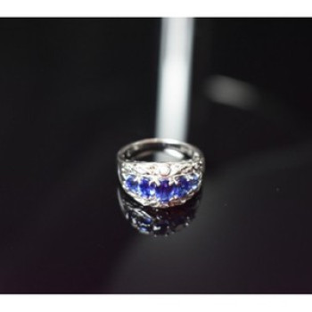 925 Sterling Silver Blue Topaz Ring Size 7.5