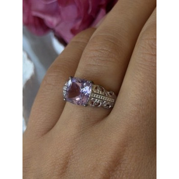 Lovely 925 Sterling Silver Amethyst Ring Size 7