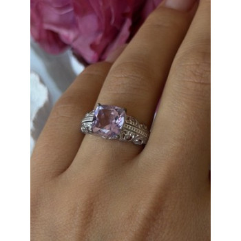 Lovely 925 Sterling Silver Amethyst Ring Size 7