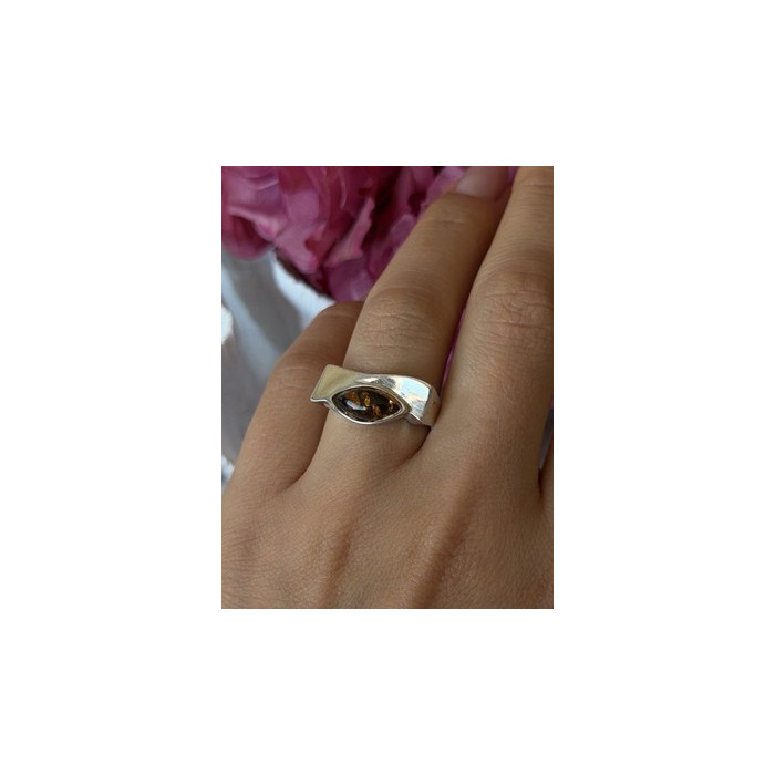 Vintage 925 Sterling Silver Amber Ring Size 7