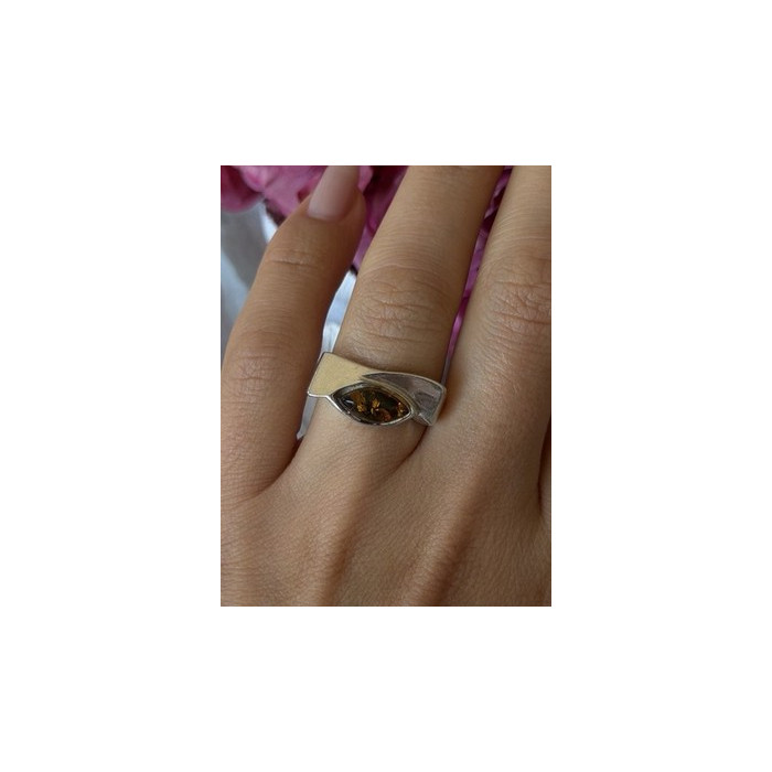 Vintage 925 Sterling Silver Amber Ring Size 7