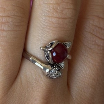 925 Sterling Silver Fox & Snake Red Glass Cabochon Ring Size 9 Sizable