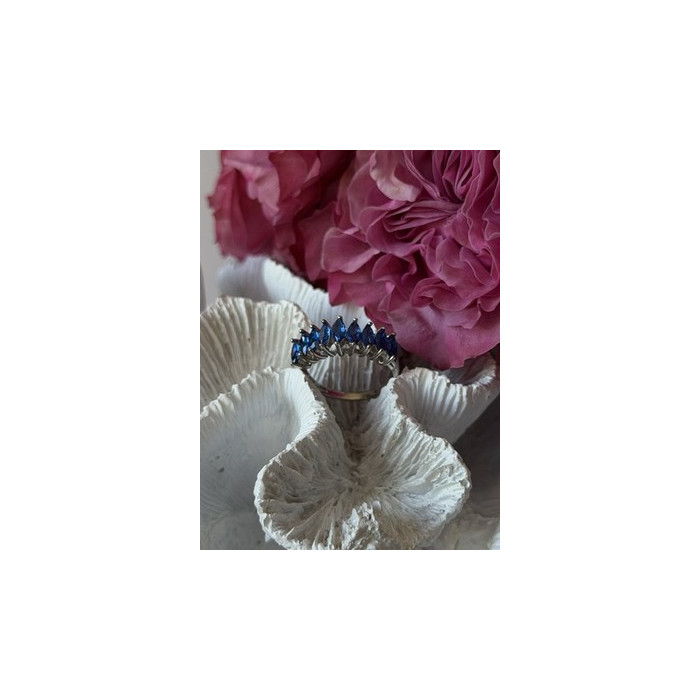 925 Sterling Silver Sapphire Ring Size 8