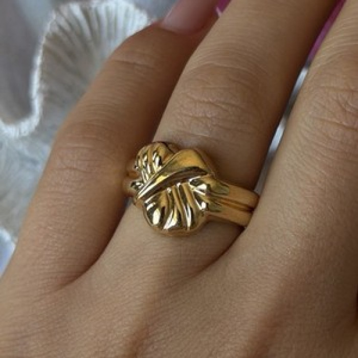 925 Sterling Silver Gold Plated Ring Size 7