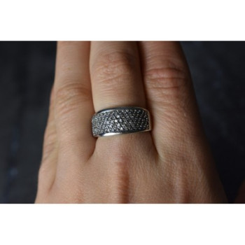 925 Sterling Silver CZ Ring Size 8
