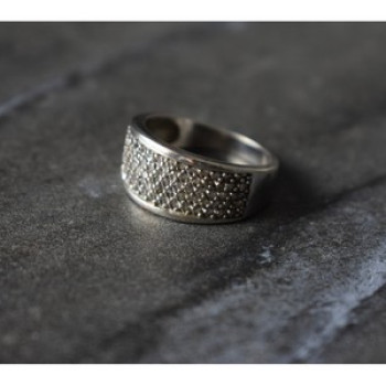 925 Sterling Silver CZ Ring Size 8