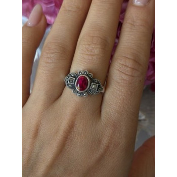 925 Sterling Silver Ruby & Marcasite Ring Size 8