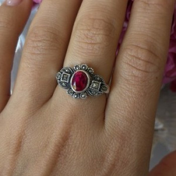 925 Sterling Silver Ruby & Marcasite Ring Size 8