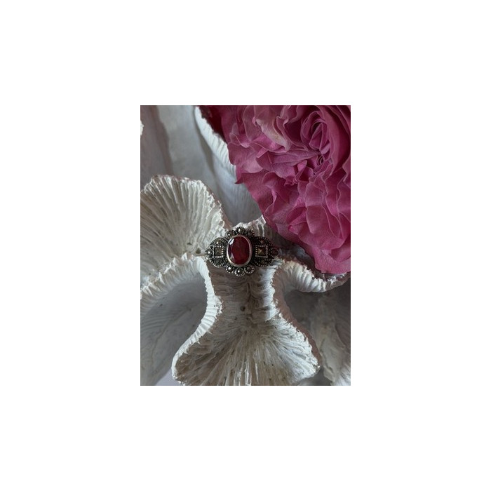 925 Sterling Silver Ruby & Marcasite Ring Size 8