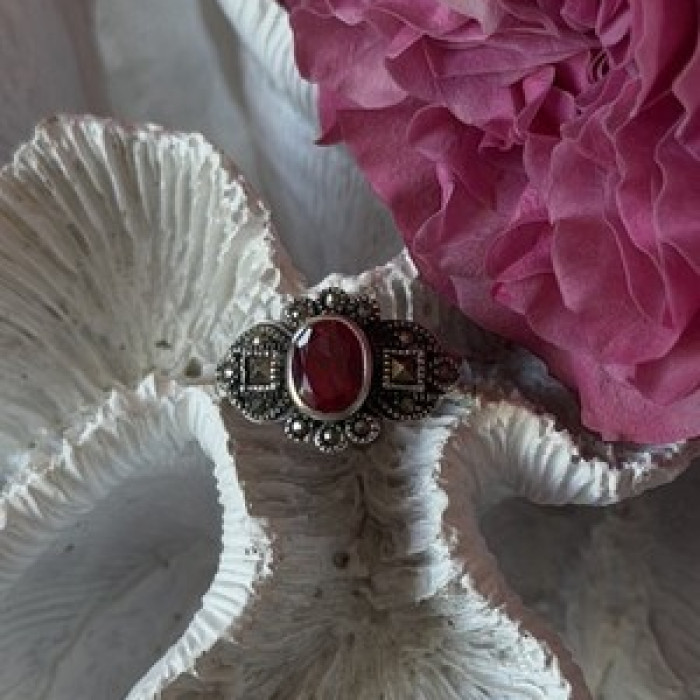 925 Sterling Silver Ruby & Marcasite Ring Size 8