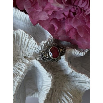 925 Sterling Silver Ruby & Marcasite Ring Size 8