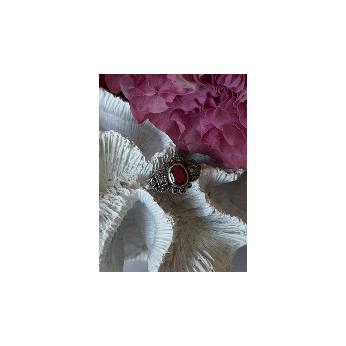 925 Sterling Silver Ruby & Marcasite Ring Size 8