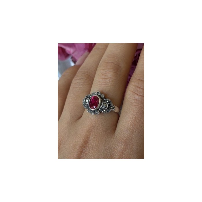 925 Sterling Silver Ruby & Marcasite Ring Size 8