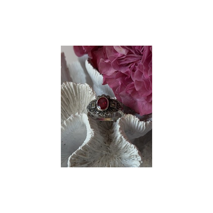 925 Sterling Silver Ruby & Marcasite Ring Size 8