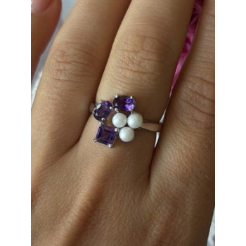 925 Sterling Silver Amethyst & Pearl Ring Size 8
