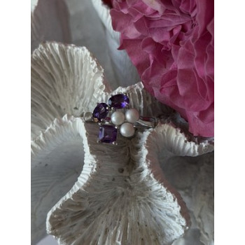 925 Sterling Silver Amethyst & Pearl Ring Size 8
