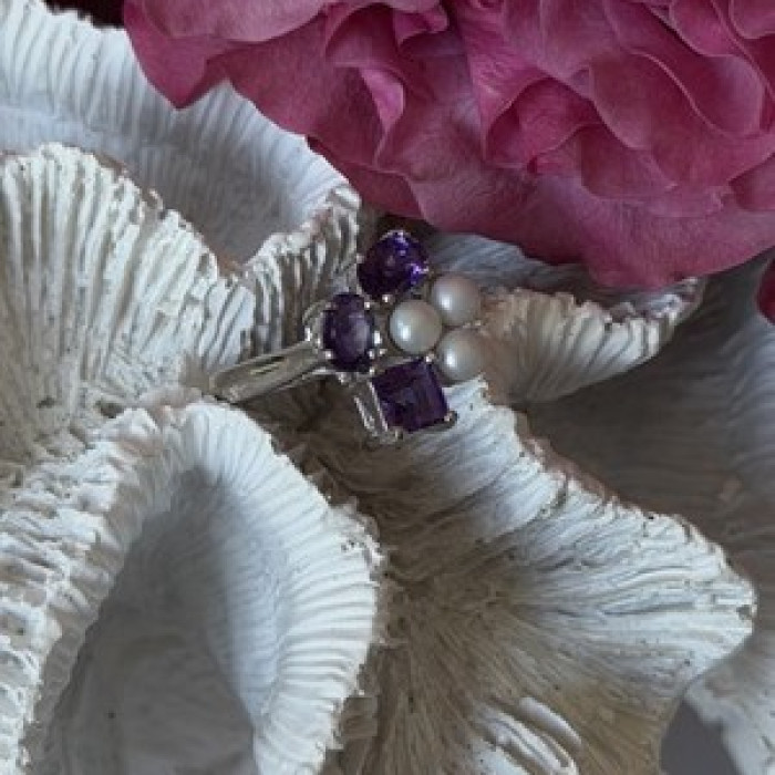 925 Sterling Silver Amethyst & Pearl Ring Size 8