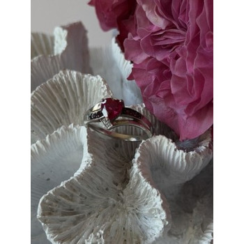 925 Sterling Silver Pink Sapphire Heart Ring Size 10