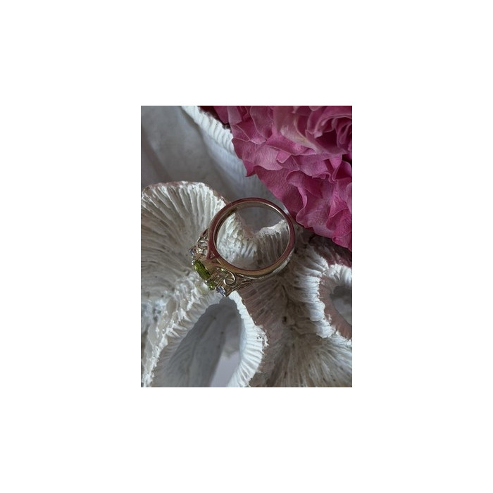 925 Sterling Silver Peridot & Tanzanite Ring Size 7