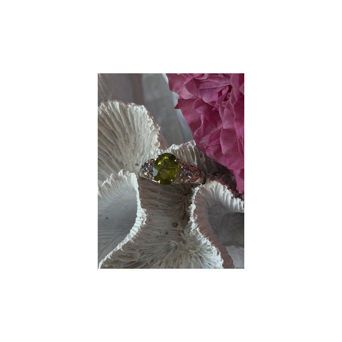 925 Sterling Silver Peridot & Tanzanite Ring Size 7