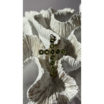 925 Sterling Silver Peridot Cross Pendant