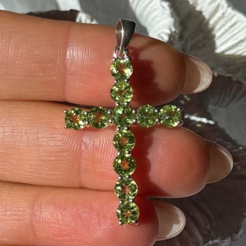 925 Sterling Silver Peridot Cross Pendant