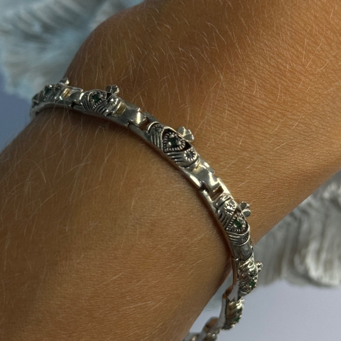 Vintage 925 Sterling Silver Heart Emerald & Marcasite Bracelet Length 7