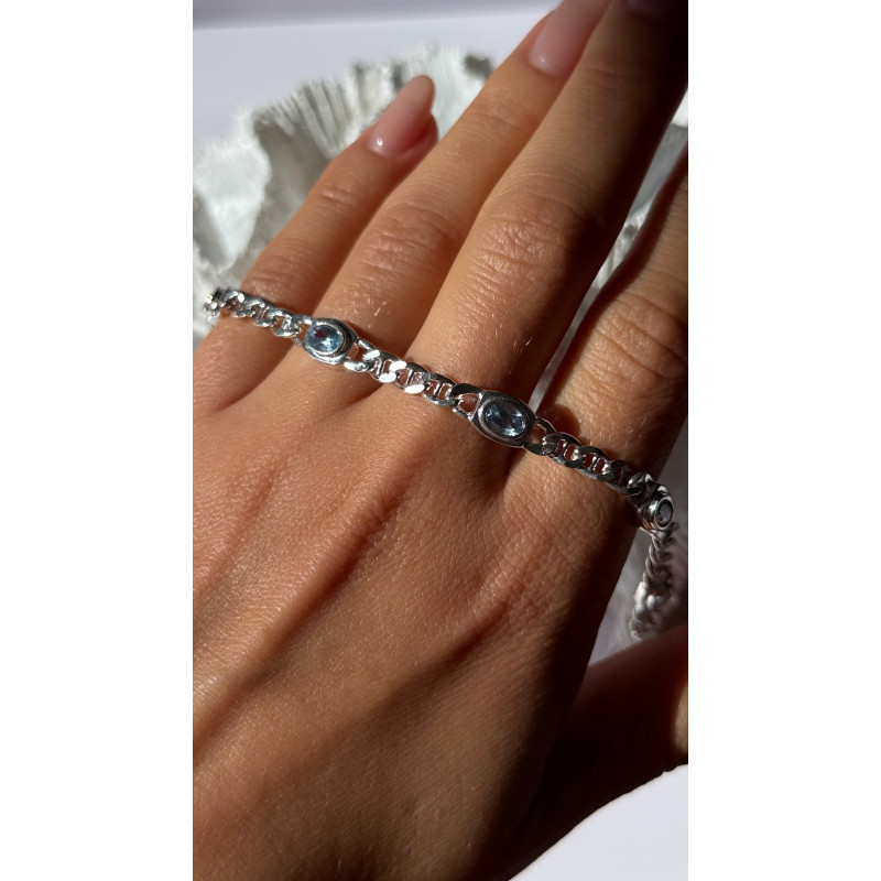 Beautiful 925 Sterling Silver Blue Topaz Bracelet Length 7.5