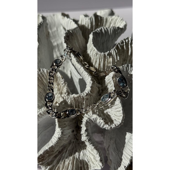 Beautiful 925 Sterling Silver Blue Topaz Bracelet Length 7.5