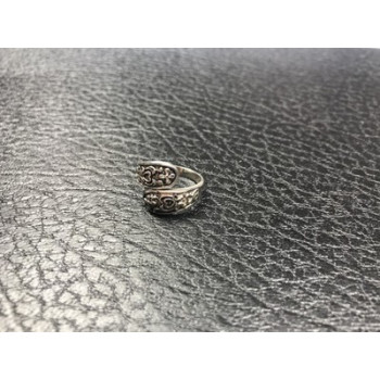 925 Sterling Silver Ring 6.5 (Adjustable)