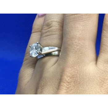 925 Sterling Silver CZ Ring Size 6.5