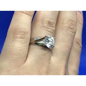 925 Sterling Silver CZ Ring Size 6.5