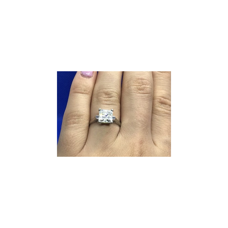 925 Sterling Silver CZ Ring Size 7
