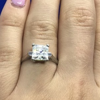 925 Sterling Silver CZ Ring Size 7