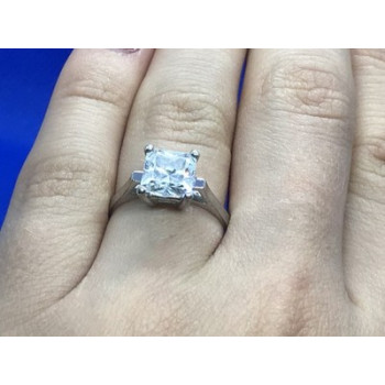 925 Sterling Silver CZ Ring Size 7