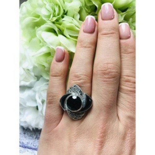 925 Sterling Silver Black Jade & Marcasites Ring Size 6.5