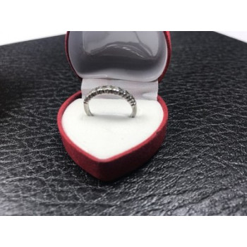 925 Sterling Silver Green CZ Ring Size 6.5