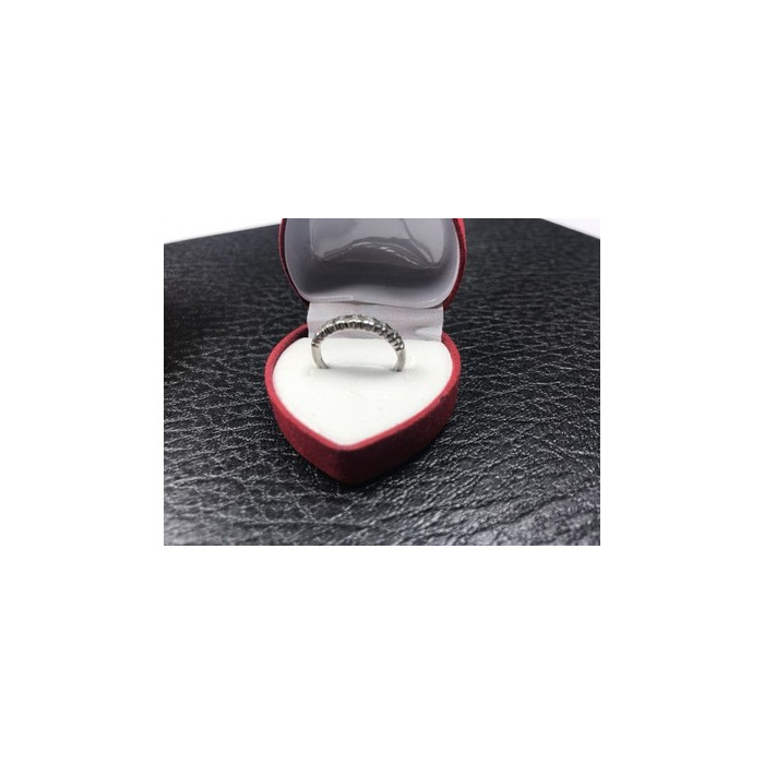 925 Sterling Silver Green CZ Ring Size 6.5