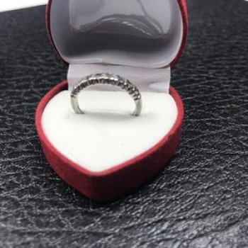 925 Sterling Silver Green CZ Ring Size 6.5