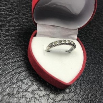 925 Sterling Silver Green CZ Ring Size 6.5