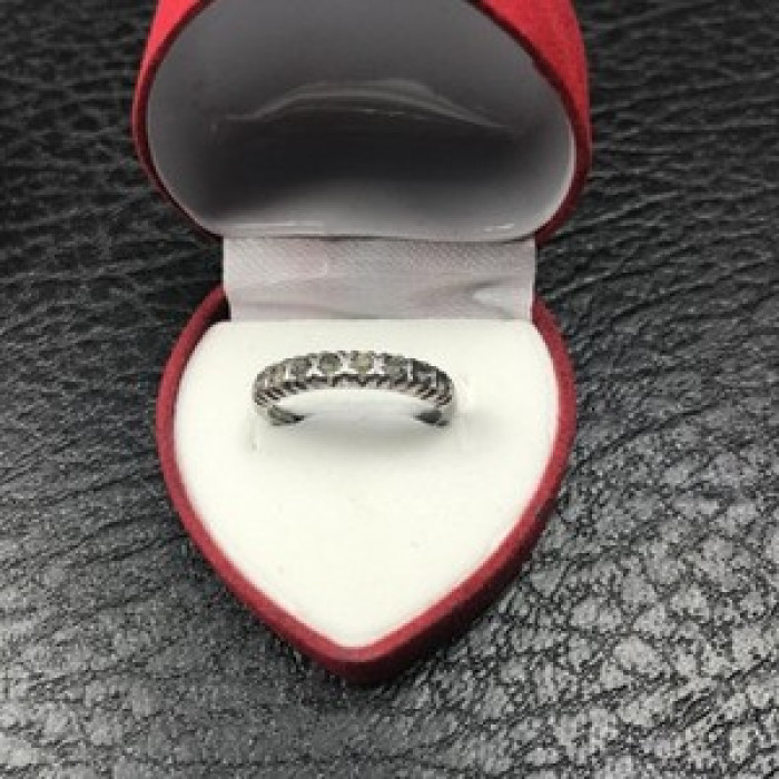 925 Sterling Silver Green CZ Ring Size 6.5