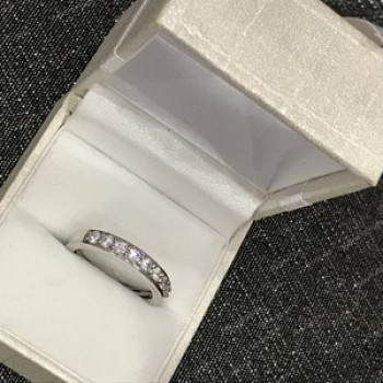 925 Sterling Silver CZ Ring Size 6.5