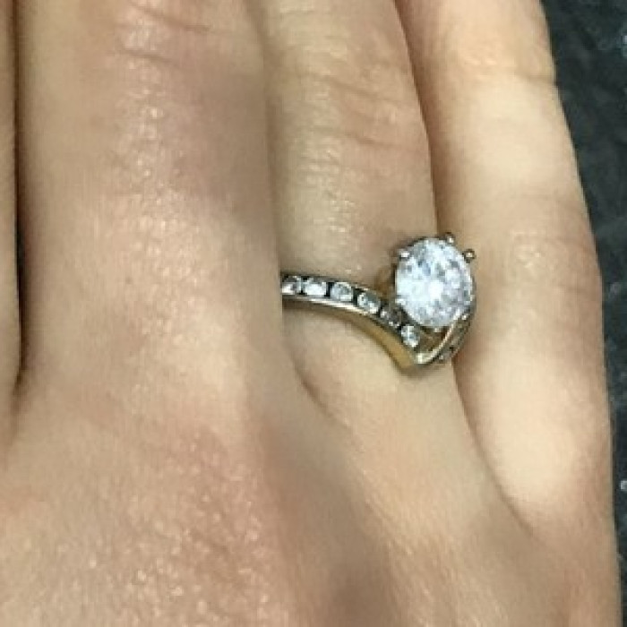 925 Sterling Silver CZ Ring Size 6.5