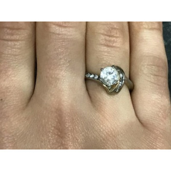 925 Sterling Silver CZ Ring Size 6.5
