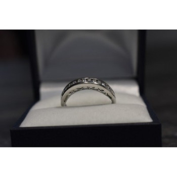 925 Sterling Silver CZ Band Ring Size 8