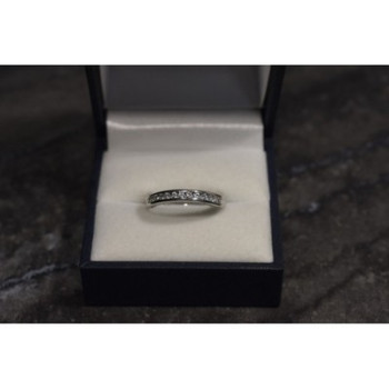 925 Sterling Silver CZ Band Ring Size 8