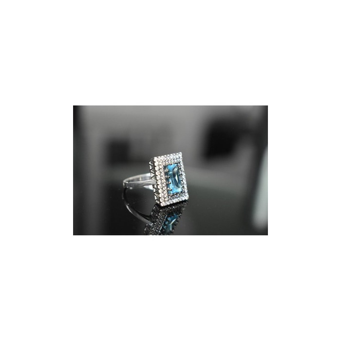 925 Sterling Silver Blue Alpanite & CZ Ring Size 8.5