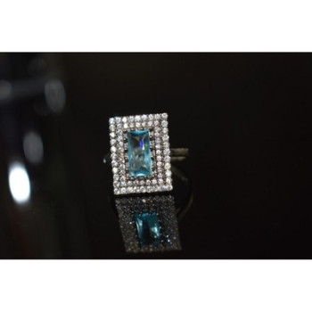 925 Sterling Silver Blue Alpanite & CZ Ring Size 8.5