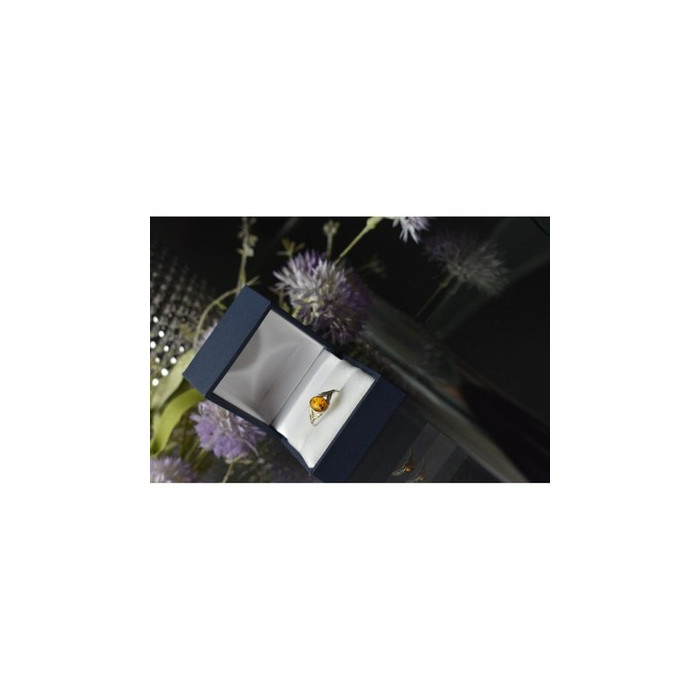 925 Sterling Silver Amber Ring Size 6.5